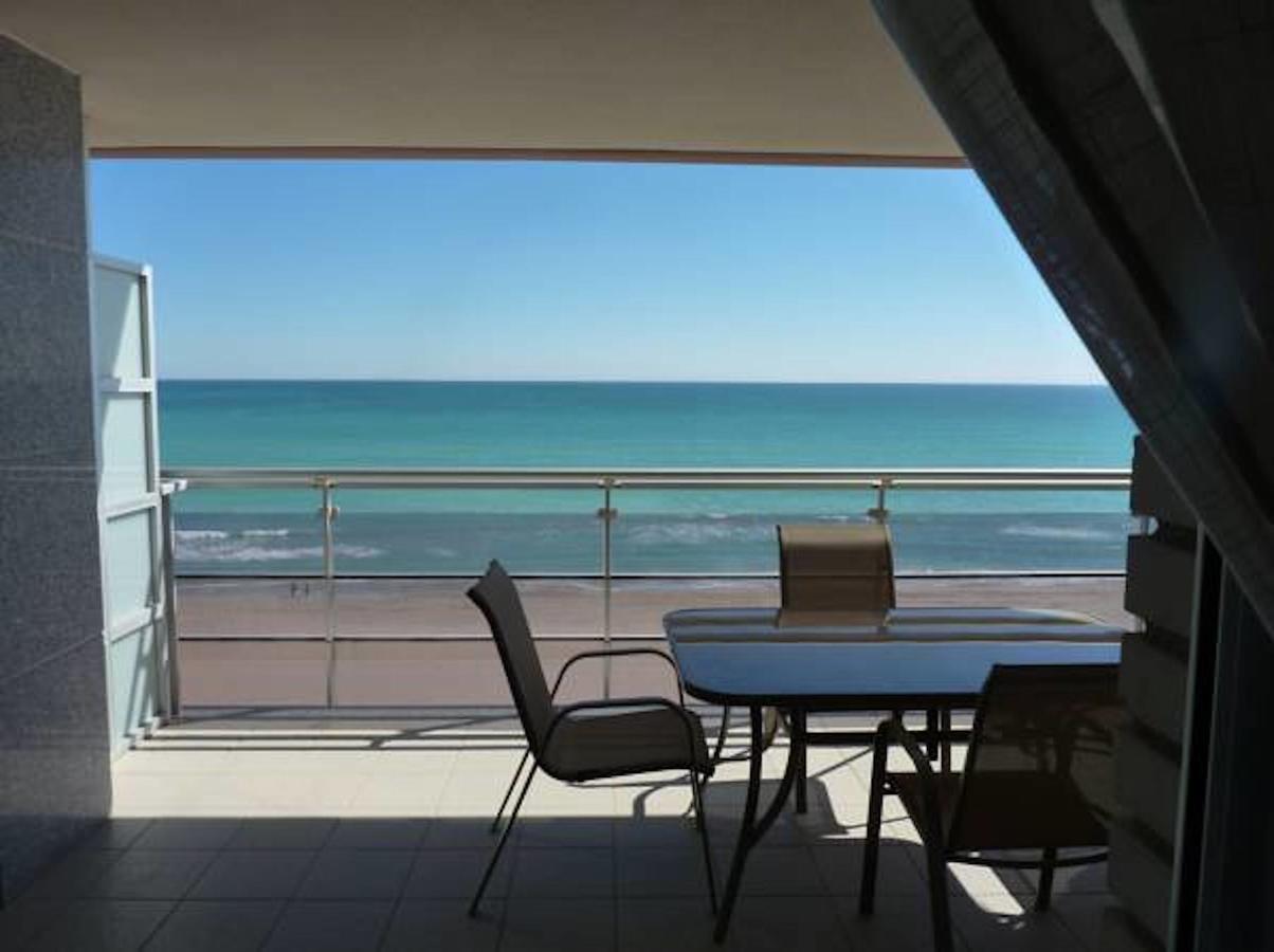 Apartamentos Deluxe Pompeya 3 Peñíscola 外观 照片